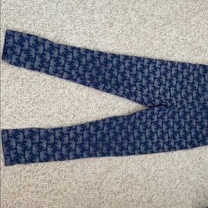 Old navy elephant leggings XL in girls section.
